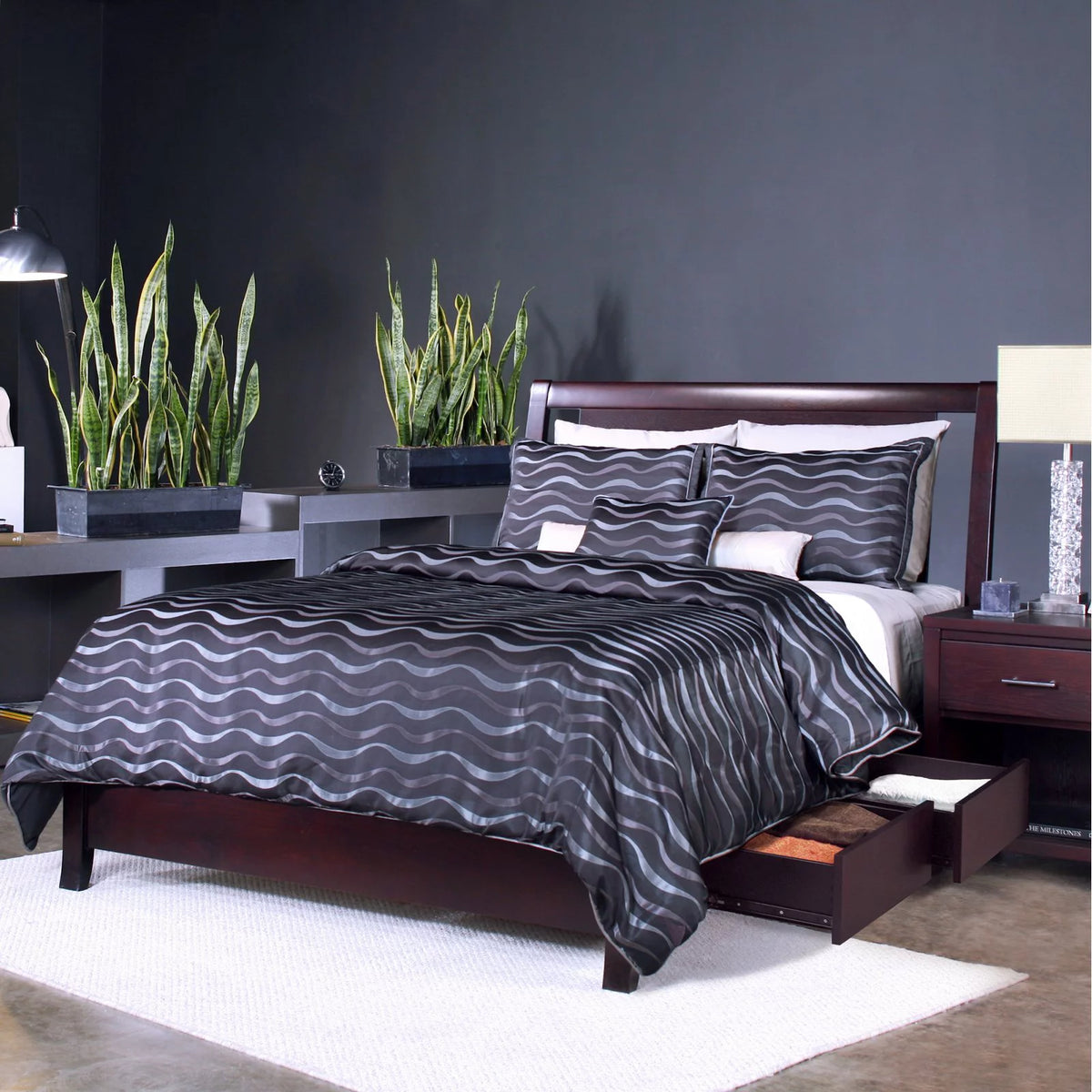 Sleigh Bed O500351
