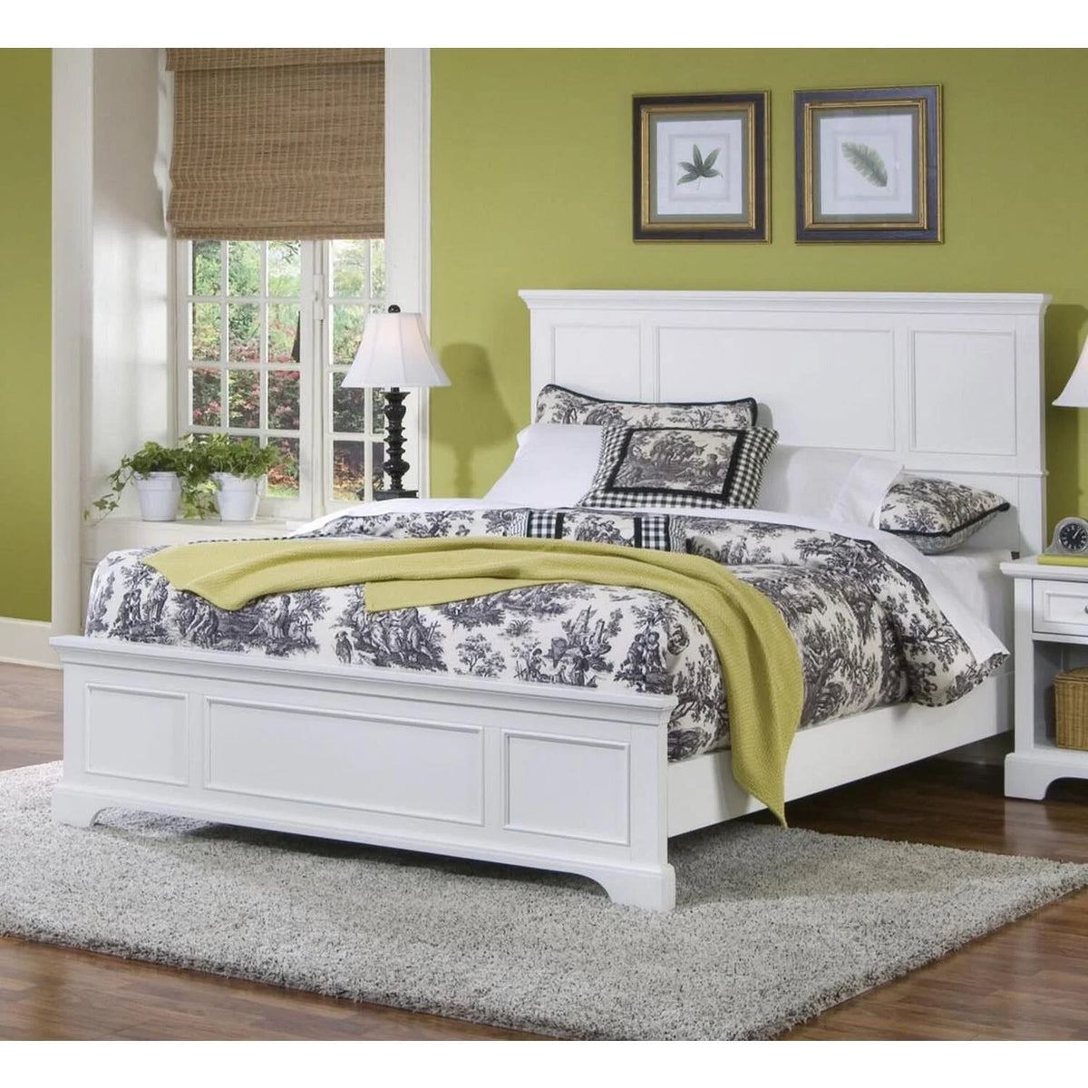 Off White Wood Queen Bed A423